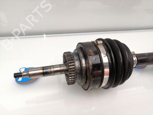 Right front driveshaft SSANGYONG REXTON W / REXTON 2.2 Xdi All-wheel Drive | BP24107535M39