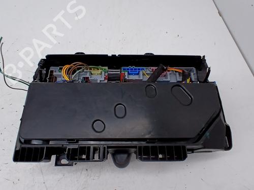Fuse box LAND ROVER RANGE ROVER VELAR (L560) 2.0 D200 MHEV 4x4 | BP36321300E1 - Image 2