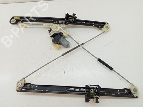 Used Left front window motor LAND ROVER RANGE ROVER SPORT II (L494) 3.0 SDV6 4x4 (249 hp) 29228428