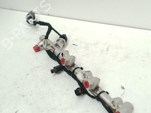 Used Injection rail Injection rail OPEL ASTRA K (B16) 1.2 Turbo (68) (131 hp) 40550223 40550223
