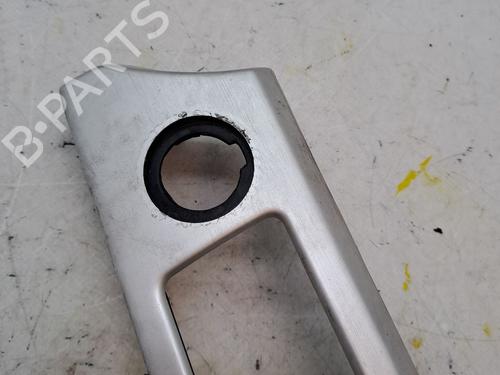 Middle console BMW 3 (E90) 320 i | BP23358370I22 