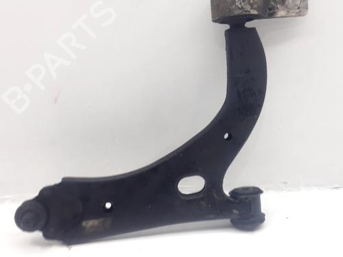 Used Right front suspension arm Right front suspension arm MAZDA 2 (DY) 1.4 (80 hp) 33871137 33871137