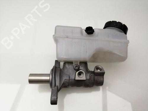 Used Brake master cylinder DACIA DOKKER MPV (KE_) 1.5 dCi / Blue dCi 75 (KEAJ, KEAH, KEJW) (75 hp) 23419876