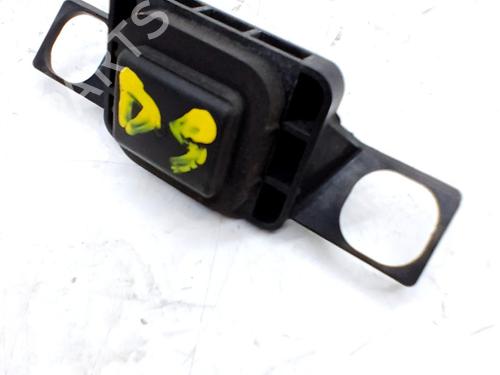 Used Tailgate handle Tailgate handle TOYOTA COROLLA Estate (_E21_) 1.8 Hybrid (ZWE211W) (122 hp) 33772046 33772046