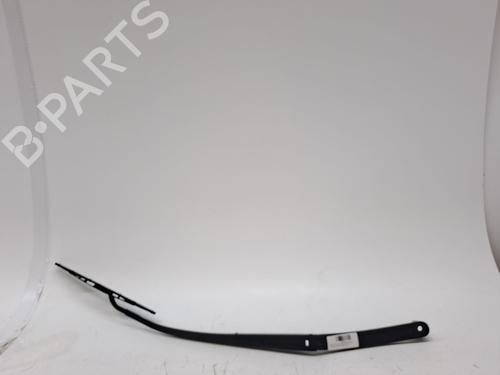Used Front windshield wiper arm HYUNDAI i30 (GD) 1.4 CRDi (90 hp) 23362175
