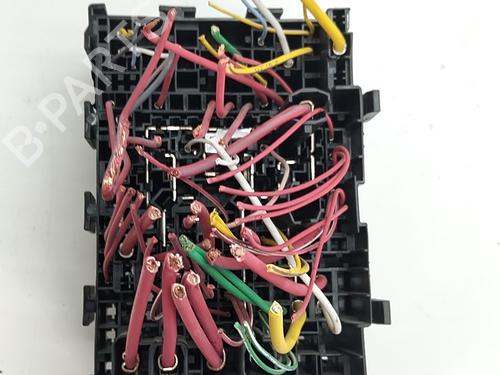 Fuse box RENAULT MEGANE IV Hatchback (B9A/M/N_) 1.3 TCe 140 (B9NB) | BP38419067E1 - Image 3