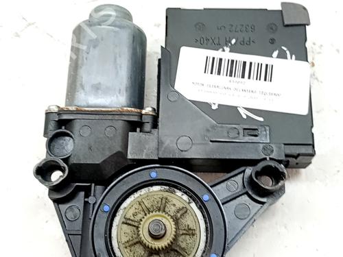 Used Left front window motor Left front window motor VW GOLF V (1K1) 1.9 TDI (105 hp) 33764171 33764171