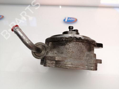 Used Vacuum pump TOYOTA YARIS (_P9_) 1.4 D-4D (NLP90_, NLP90R) (90 hp) 23405026