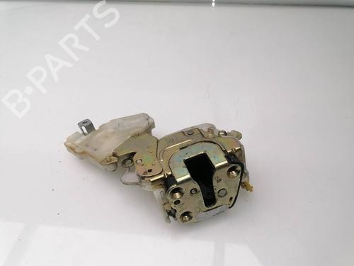 Used Front right lock NISSAN TERRANO II (R20) 2.7 TD 4WD (101 hp) 23458844