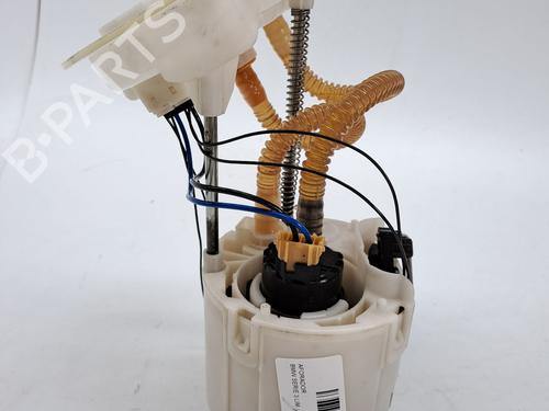 Used Fuel pump BMW 3 (F30, F80) 320 d (184 hp) 23366708