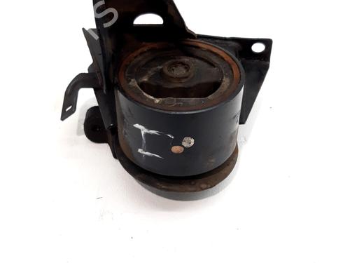 Used Engine mount NISSAN X-TRAIL I (T30) 2.5 4x4 (165 hp) 32257759