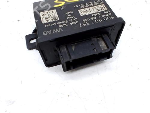 Used Electronic module Electronic module SEAT LEON ST (5F8) 2.0 TDI (150 hp) 35752779 35752779