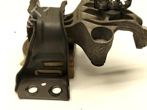 Soporte motor DACIA DUSTER (HM_) 1.5 dCi 110 (HMAB) (109 hp) 31153517