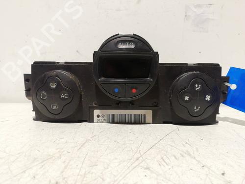 Used Climate control RENAULT MEGANE II (BM0/1_, CM0/1_) 1.5 dCi (BM0F, BM0T, BM2B, CM0F, CM0T) (82 hp) 24883693