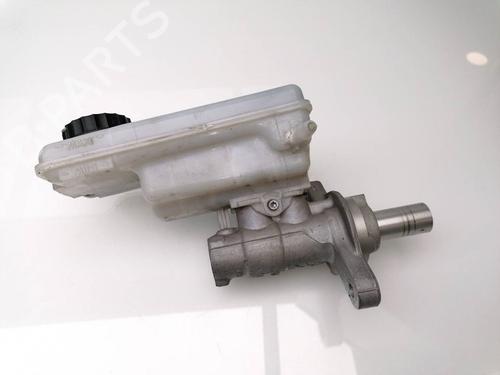 Used Brake master cylinder RENAULT KANGOO / GRAND KANGOO II (KW0/1_) 1.5 dCi 90 (KW18) (91 hp) 23383724