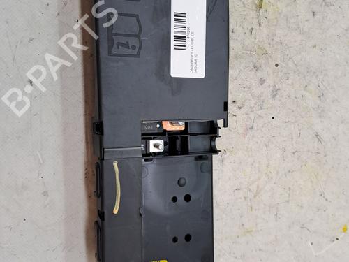 Used Fuse box JAGUAR XJ (X351) 3.0 SDV6 (300 hp) 23359709