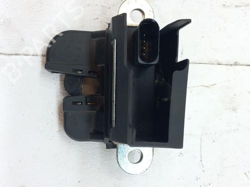 Used Tailgate lock VW GOLF V (1K1) 1.9 TDI (105 hp) 28959087