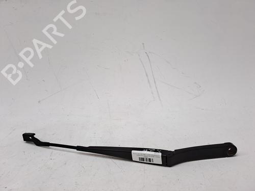 Used Front windshield wiper arm VW GOLF V (1K1) 1.9 TDI (105 hp) 25248697