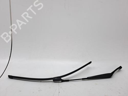 Used Front windshield wiper arm VW TIGUAN (5N_) 2.0 TDI (150 hp) 23365739