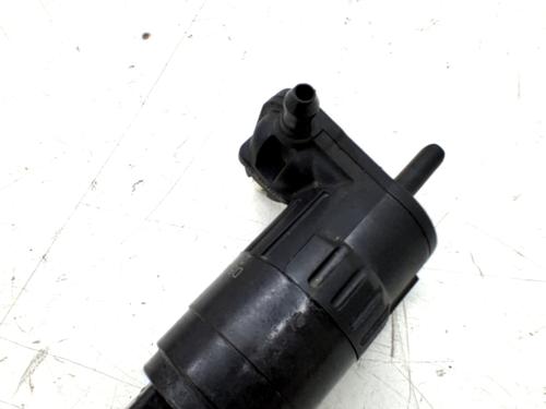 Pompe de lave-glace FIAT 500 (312_) 1.2 (312AXA1A) (69 hp) 32105956