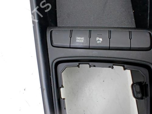 Console centrale HYUNDAI i20 III (BC3, BI3) 1.0 T-GDI | BP32228753I22