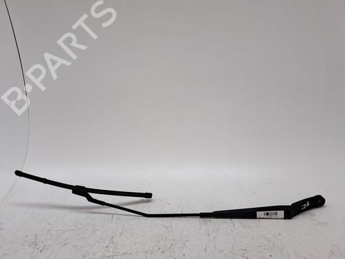 Used Front windshield wiper arm SEAT ARONA (KJ7, KJP) 1.0 TSI (116 hp) 23368196