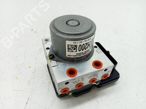 Used ABS pump HYUNDAI i20 III (BC3, BI3) 1.2 (84 hp) 28975338