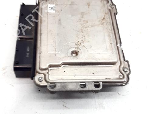 Used Engine control unit (ECU) Engine control unit (ECU) ALFA ROMEO 147 (937_) 1.9 JTDM 8V (937.AXD1A, 937.AXU1A, 937.BXU1A) (120 hp) 33761474 33761474
