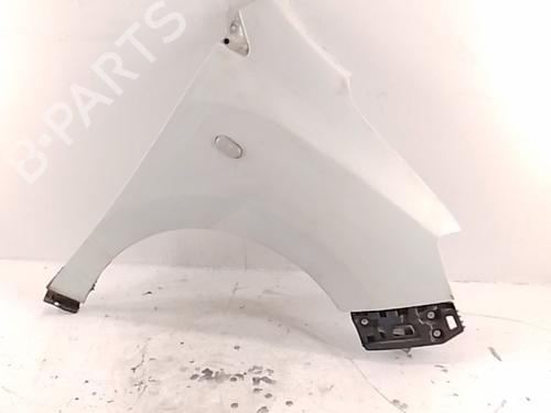 Used Right front fenders Right front fenders 38921546 38921546