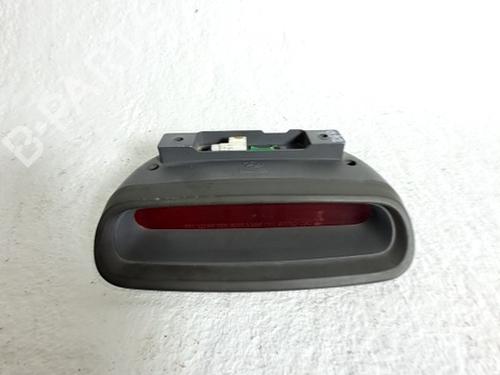 Used Third brake light HYUNDAI SANTA FÉ I (SM) 2.0 CRDi 4x4 (125 hp) 29992545