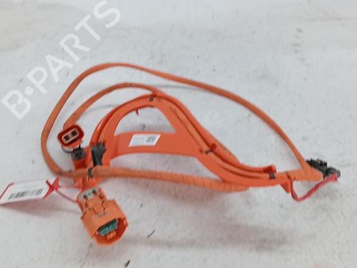 cable-tesla-model-3-5yj3-2017-40546795 main image