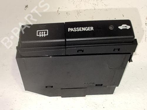 switch-toyota-avensis-_t25_-2003-2004-2005-2006-2007-2008-34497066 main image