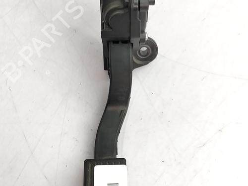Used Pedal Pedal 38418335 38418335