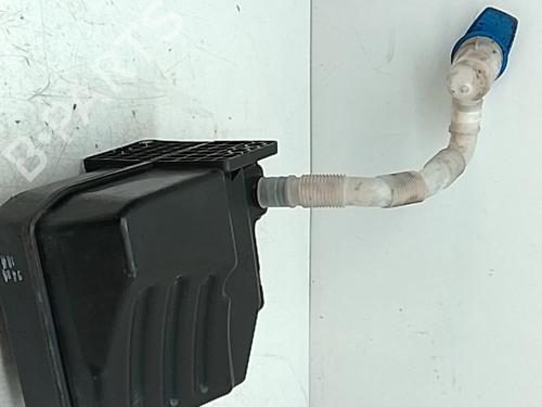 Sprinklertank Sprinklertank VW TOURAN (1T3) 1.4 TSI (140 hp) 33766385 33766385