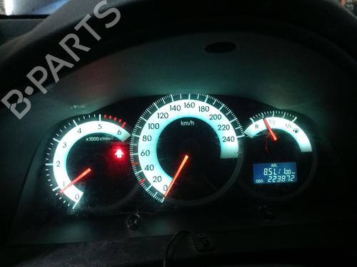 Cockpit TOYOTA COROLLA Verso (ZER_, ZZE12_, R1_) 2.2 D-4D (AUR10_, AUR10R) (136 hp) 23374624