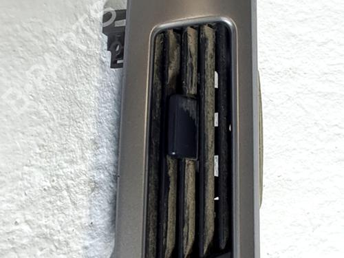 air-vent-bmw-5-e60-2001-2002-2003-2004-2005-2006-2007-2008-2009-2010-32107258 main image