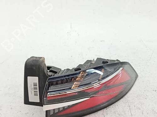Used Right taillight Right taillight 39557584 39557584