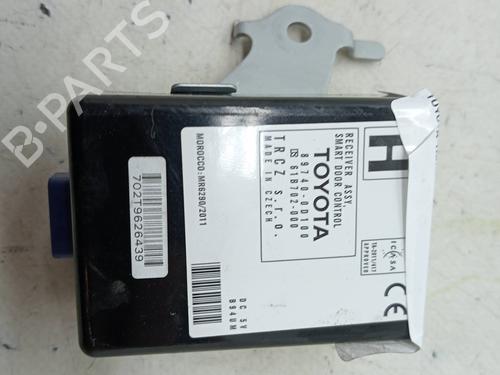 Used Electronic module TOYOTA YARIS (_P13_) 1.5 Hybrid (NHP130_, NHP130) (101 hp) 23351607