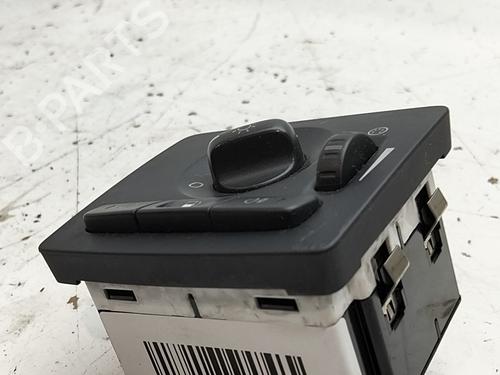 Headlight switch VOLVO C30 (533) 2.0 D | BP38989852I24 - Image 3