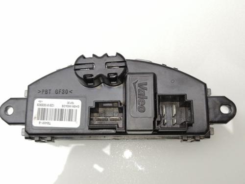 Used Heater resistor RENAULT MEGANE IV Hatchback (B9A/M/N_) 1.2 TCe 130 (B9MR) (130 hp) 23651510