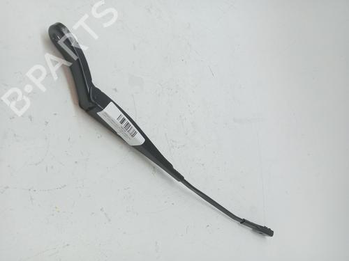 Used Front windshield wiper arm OPEL CROSSLAND X / CROSSLAND (P17, P2QO) 1.2 (75) (131 hp) 26451000