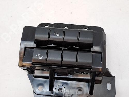 Used Switch LEXUS NX (_Z1_) 300h AWD (AYZ15, AYZ15_, AYZ15R) (197 hp) 26169130