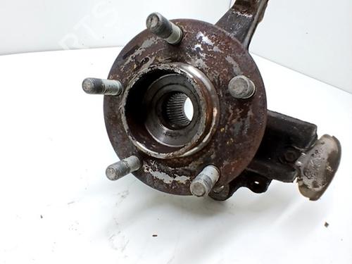 Used Left front steering knuckle FORD FOCUS II (DA_, HCP, DP) 1.8 TDCi (115 hp) 31580143