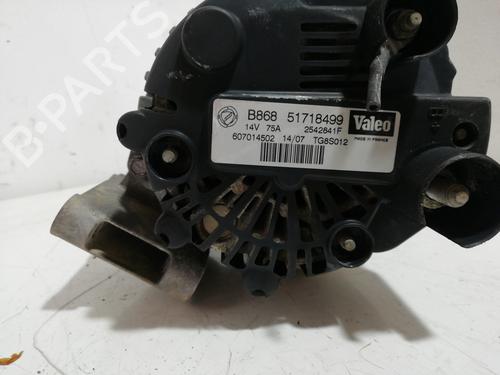 Used Alternator FIAT PUNTO (188_) 1.3 JTD 16V (70 hp) 25465028
