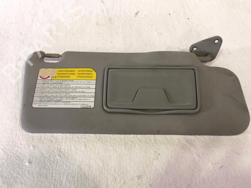 Used Right sun visor Right sun visor 39558174 39558174