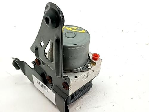 Used ABS pump ABS pump RENAULT CLIO III (BR0/1, CR0/1) 1.2 Ethanol (CR1U, BR1U) (75 hp) 33762289 33762289
