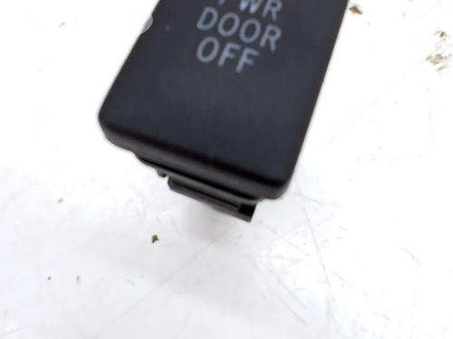 Used Switch Switch TOYOTA RAV 4 IV (_A4_) 2.2 D 4WD (ALA49) (150 hp) 34119760 34119760