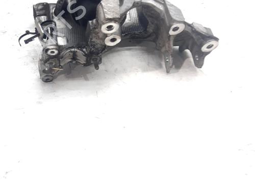 Support de moteur Support de moteur AUDI A4 B9 Avant (8W5, 8WD) 2.0 TDI (150 hp) 36666883 36666883