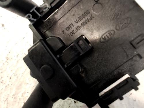 Steering column stalk HYUNDAI i30 Estate (FD) 1.6 CRDi | BP32257686I23 - Image 2