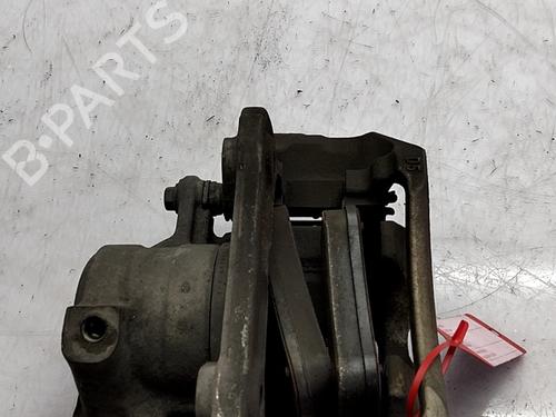 Used Right front brake caliper Right front brake caliper MERCEDES-BENZ CLC-CLASS (CL203) CLC 220 CDI (203.708) (150 hp) 33871430 33871430